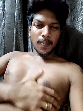 Handsome 09 online show from May 24, 2026, 9:15 pm
