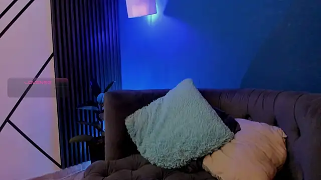 IAN LEIN online show from November 25, 2025, 3:18 am