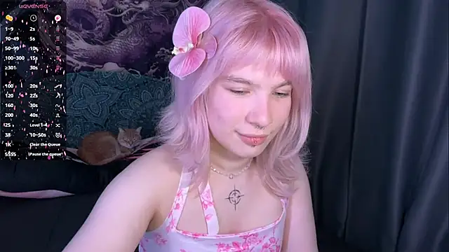 Snapshot of LolaDollyMur chatting on December 20, 2025, 7:17 pm LolaDollyMur online show from December 20, 2025, 7:17 pm