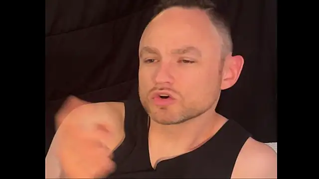 famous1tad online show from April 25, 2026, 11:13 pm