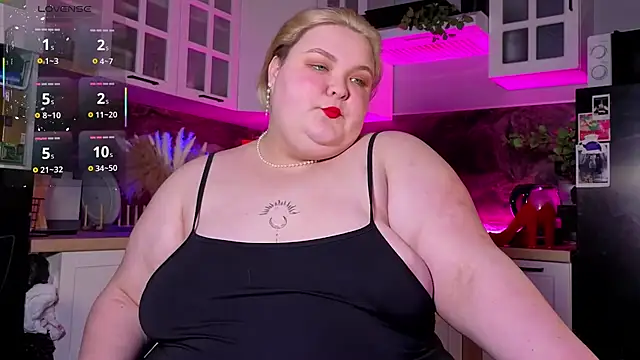 ellagoddes online show from April 3, 2026, 4:13 pm