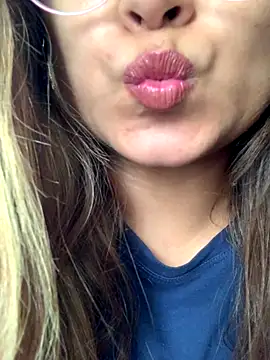 hotladki5 online show from December 17, 2025, 7:46 am