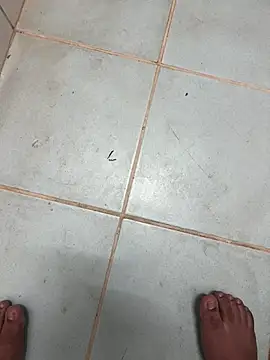 cumm boyyy online show from November 29, 2025, 11:54 am