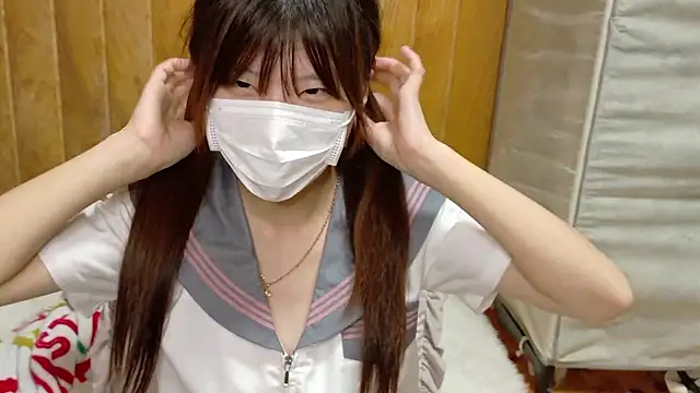  NATSUMI online show from December 1, 2025, 12:28 pm