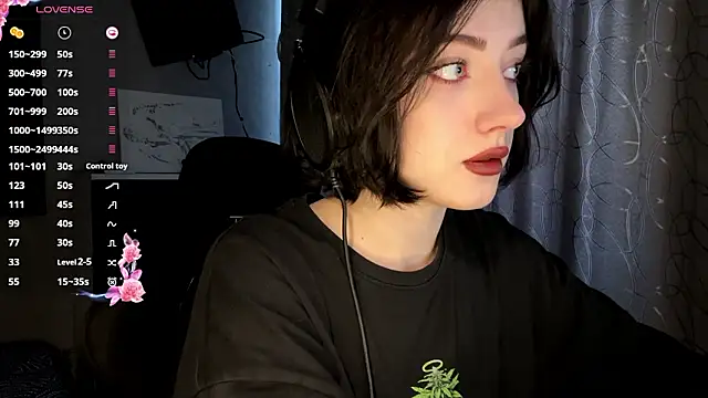 Meowluly online show from February 16, 2026, 2:10 am