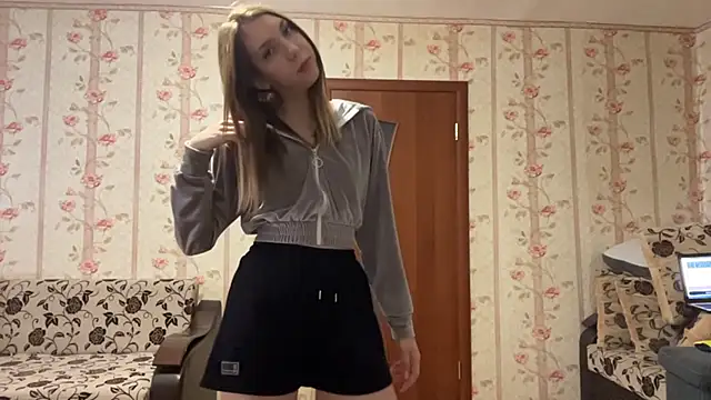 Katebarbie online show from December 21, 2025, 9:22 am