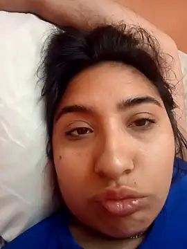 Bizcochitoc4 online show from February 7, 2026, 1:19 pm