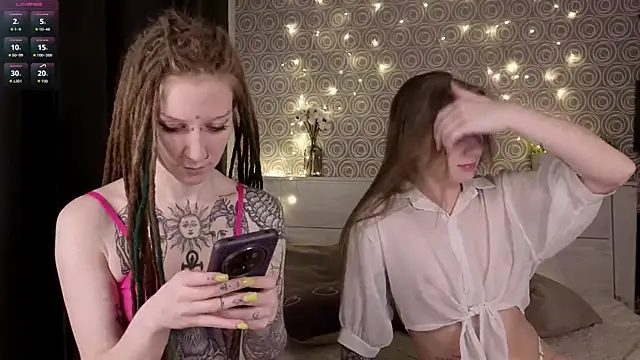 BobbieNibbe online show from February 16, 2026, 1:15 am