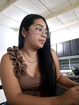 Snapshot of _Samantha_xxxx chatting on December 4, 2025, 1:15 am Samantha xxxx online show from December 4, 2025, 1:15 am