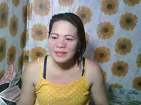 Snapshot of Smilinglovely chatting on March 1, 2026, 6:46 am Smilinglovely online show from March 1, 2026, 6:46 am