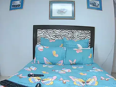 SexyCurves9 online show from November 28, 2025, 10:21 pm