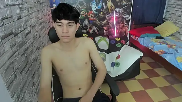 Snapshot of jay_orange chatting on December 19, 2025, 10:06 am jay orange online show from December 19, 2025, 10:06 am