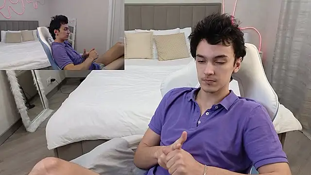 Snapshot of MoonlinSkinn chatting on February 9, 2026, 1:03 am MoonlinSkinn online show from February 9, 2026, 1:03 am