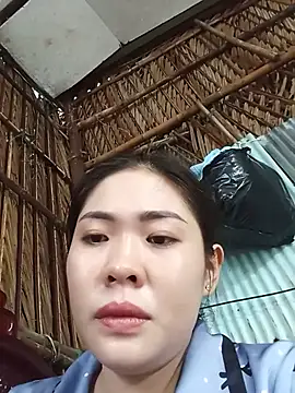 Snapshot of Lin-kute98 chatting on June 2, 2026, 12:21 am Lin-kute98 online show from June 2, 2026, 12:21 am