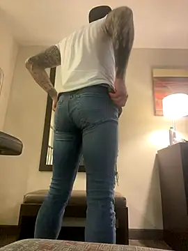 JSizzle13 online show from December 1, 2025, 4:35 am