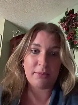 milfsammyy online show from January 6, 2026, 4:55 pm