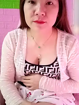 Lily-ross22 online show from February 13, 2026, 3:17 am