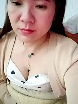 Lily-ross22 online show from February 8, 2026, 6:27 pm