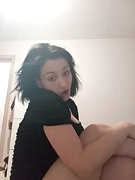 Alice Clarck online show from November 29, 2025, 1:55 pm