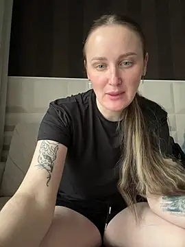 TomilaSi online show from April 8, 2026, 11:55 am