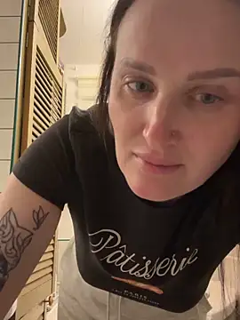 TomilaSi online show from February 25, 2026, 10:42 pm