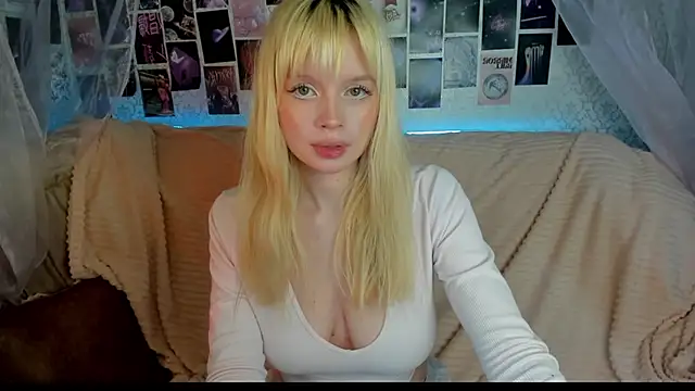 Snapshot of AlysaMeow chatting on March 3, 2026, 3:13 am AlysaMeow online show from March 3, 2026, 3:13 am