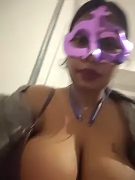 aarti03fb online show from January 31, 2026, 7:12 pm