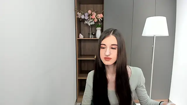 Snapshot of CelenaDeterline chatting on November 25, 2025, 9:42 am CelenaDeterline online show from November 25, 2025, 9:42 am