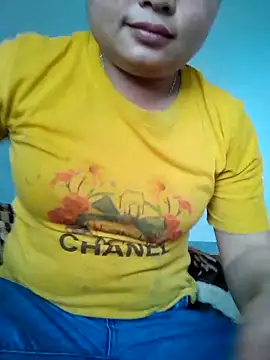 mai-mai-97 online show from February 14, 2026, 7:41 am