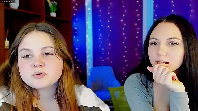 candy flossie1 online show from February 27, 2026, 8:08 pm