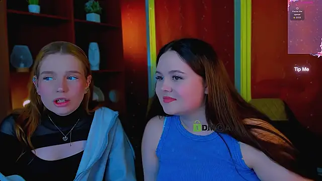 candy flossie1 online show from April 7, 2026, 6:43 pm