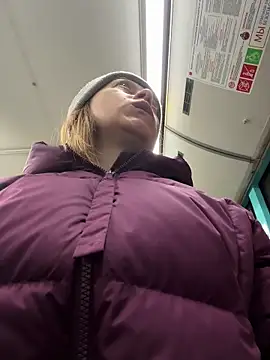 Brooke lover online show from February 25, 2026, 6:52 pm