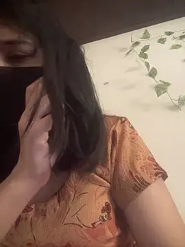 Sexolinaa online show from April 30, 2026, 4:08 am