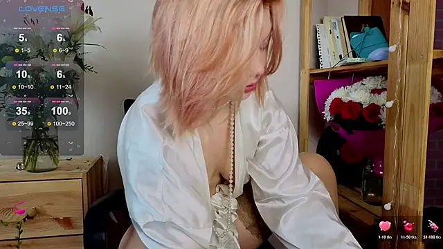 Me1inMonro online show from March 24, 2026, 5:29 am