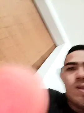 Snapshot of culona2417 chatting on December 17, 2025, 3:22 am culona2417 online show from December 17, 2025, 3:22 am