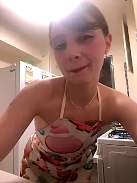 Snapshot of lilliabloom chatting on December 18, 2025, 5:23 am lilliabloom online show from December 18, 2025, 5:23 am