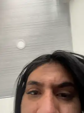 SaraAndrade  online show from March 5, 2026, 1:19 pm