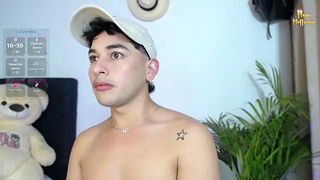 Snapshot of Asher-Hall chatting on November 26, 2025, 9:04 pm Asher-Hall online show from November 26, 2025, 9:04 pm