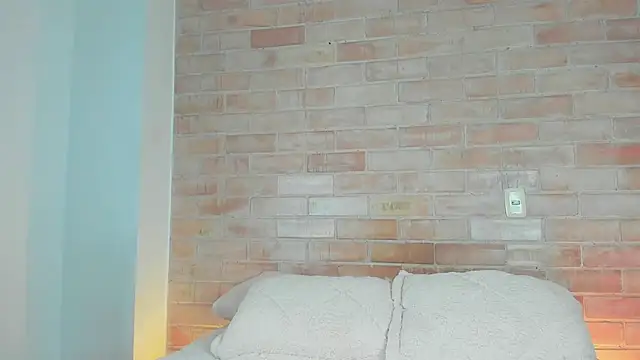 Snapshot of niicole_steele_ chatting on June 18, 2026, 1:04 am niicole steele online show from June 18, 2026, 1:04 am