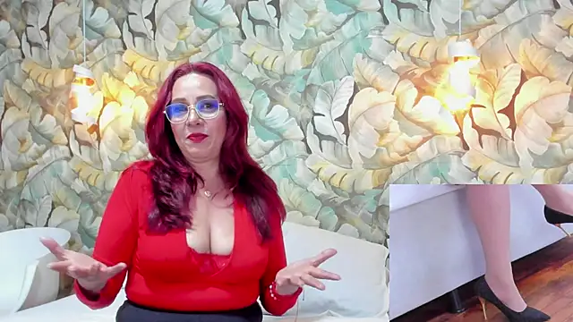 Snapshot of Madame_Angelic_1 chatting on February 4, 2026, 2:28 am Madame Angelic 1 online show from February 4, 2026, 2:28 am