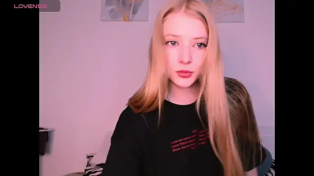  Milana Sparkl75  online show from January 8, 2026, 10:32 am