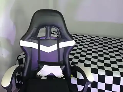 Snapshot of HannaSmith_hot chatting on March 3, 2026, 1:45 am HannaSmith hot online show from March 3, 2026, 1:45 am