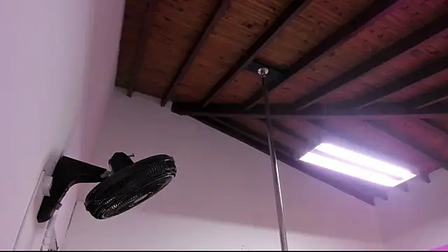 Polett Amaranta online show from March 14, 2026, 12:11 pm