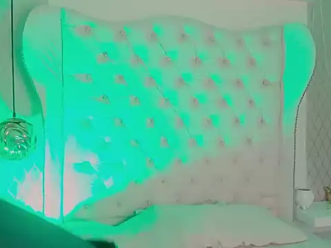 Snapshot of JonnyGreey chatting on December 20, 2025, 6:55 pm JonnyGreey online show from December 20, 2025, 6:55 pm