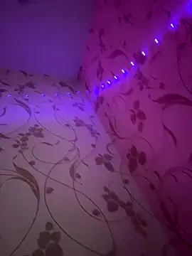 Snapshot of Rabizoon chatting on November 26, 2025, 4:07 pm Rabizoon online show from November 26, 2025, 4:07 pm