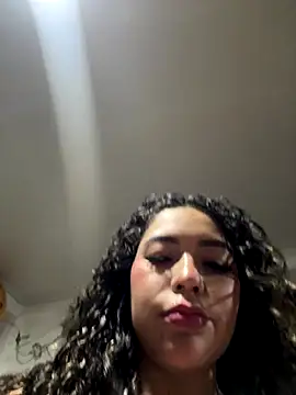 VictoriaaRose online show from December 16, 2025, 11:09 pm