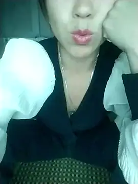 tieutam122 online show from January 12, 2026, 7:15 am