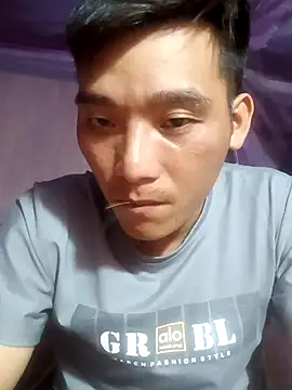 sanu551 online show from April 20, 2026, 2:07 pm