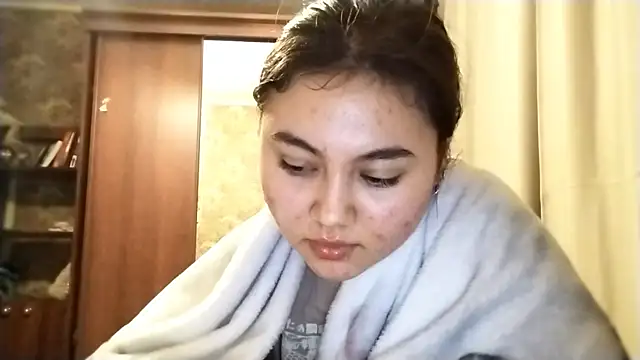 Snapshot of ArianeRandy chatting on December 2, 2025, 3:25 pm ArianeRandy online show from December 2, 2025, 3:25 pm