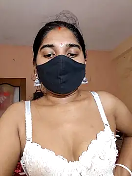 Snapshot of adite20 chatting on June 9, 2026, 6:20 pm adite20 online show from June 9, 2026, 6:20 pm